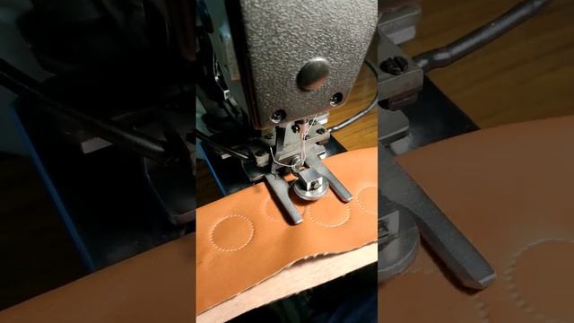 Juki LK-984 швейный полуавтомат круговой строчки смотреть онлайн