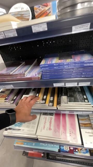 Магазин для художников в центре Варшавы KOLOR ART Ogrodowa 1A Wa смотреть онлайн