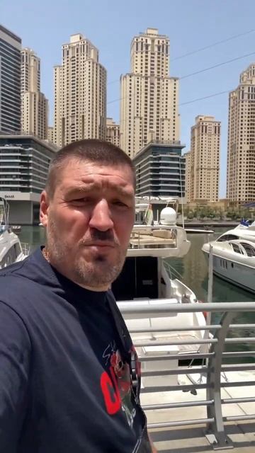 Трейдер в Дубае #бинарныеопционы #pocketoption #покетопшн #к?