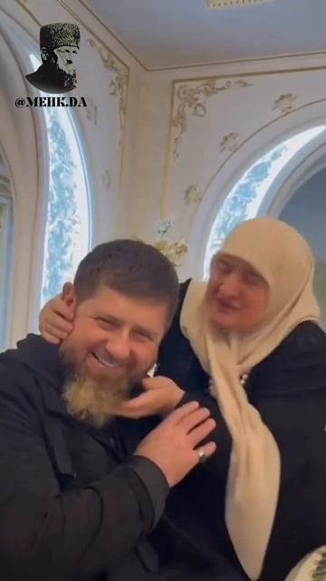 Рай находится под ногами наших матерей! #кадыров #мама смотреть онлайн