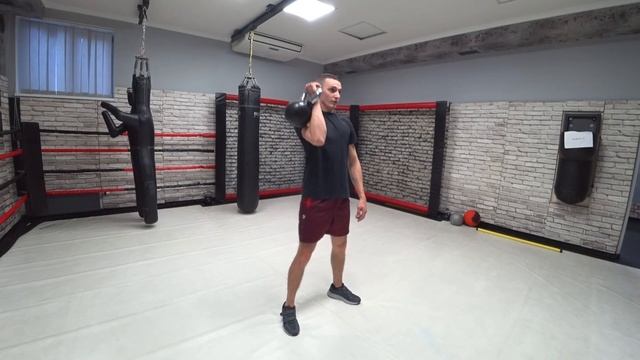 МОЩНОЕ упражнение всего с одной гирей смотреть онлайн