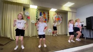 танец Большие Слоники