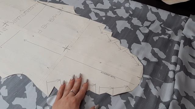 Шью нарядное платье.