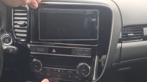 Снятие панели магнитолы и климата на Mitsubishi Outlander 3