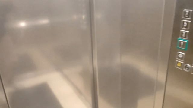 (4/6) Лифты Kleemann 2019г.📍 Отель Radisson Славянская, Москва смотреть онлайн