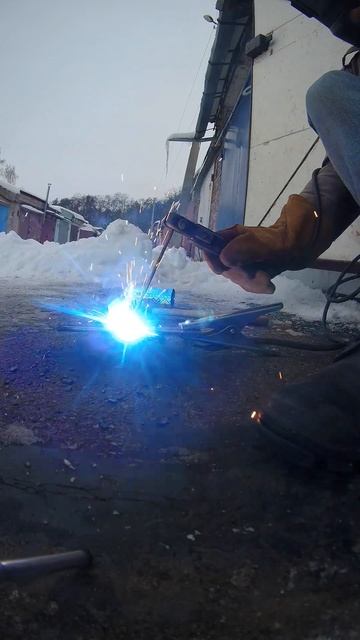 Смотреть на сварку без регистрации и смс #сварка #безр? смотреть онлайн