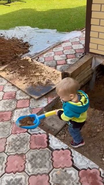 Если бы Кирюха не помог, до сих пор копал бы))) смотреть онлайн