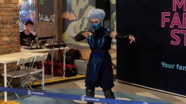 Multi Fandom Store ЦДМ на Лубянке 04.05.2024 Исходник: Mortal Kombat Фрост смотреть онлайн