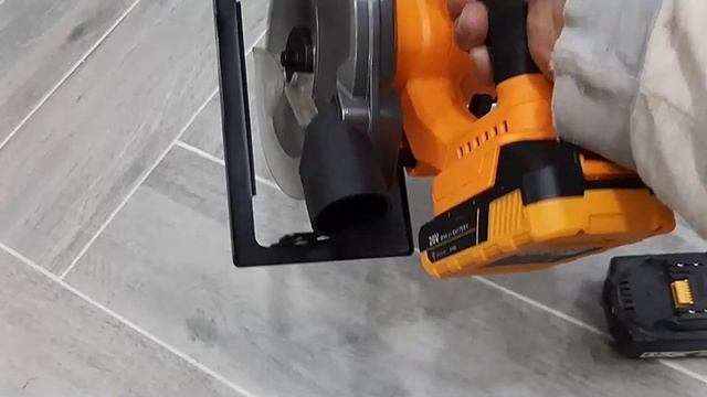 Аккумуляторная циркулярная пила Deko DKCS20