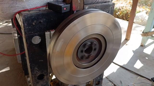 Балансировка маховика с помощью прибора "BAL-U" #баланси? смотреть онлайн