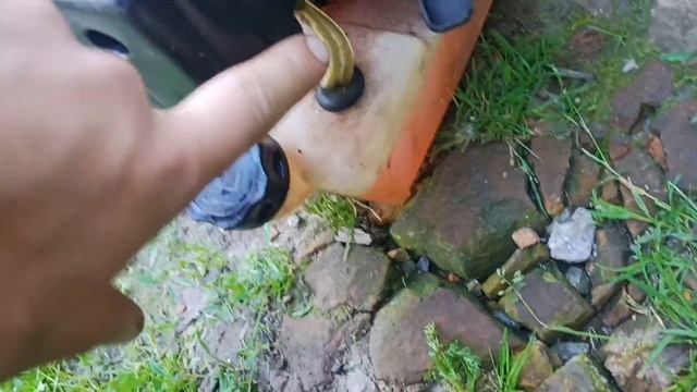 Інструкція,як користуватись бензокосою,трімером,косо смотреть онлайн