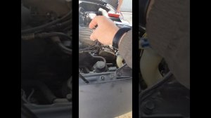 Hyundai Tucson не заводиться не крутит стартер .