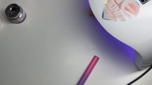 Металлик - дизайн ногтей , самый популярный за последн? смотреть онлайн