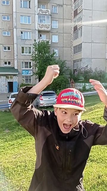 битва за подъезд сериал 1 серия 2 (ключи бабы Люды)