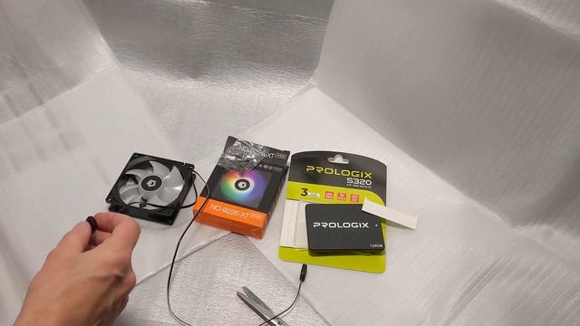 Распаковка SSD и Вентилятора