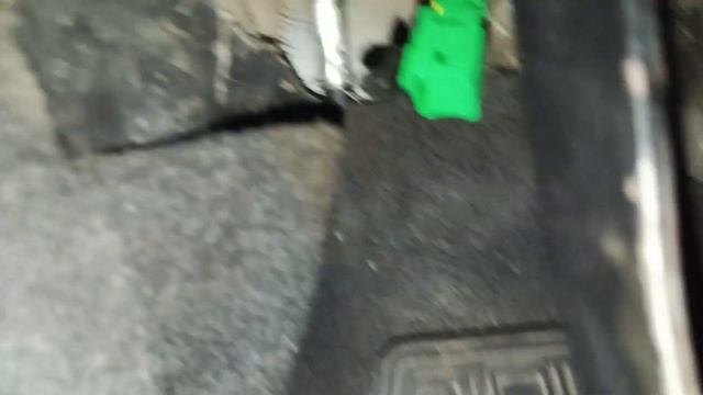 Лада Гранта / Замена датчика педали сцепления. Быстрая смотреть онлайн