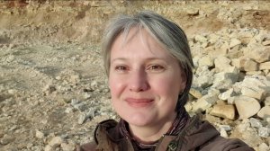 В Подмосковье за самоцветами и окаменелостями в работающий карьер