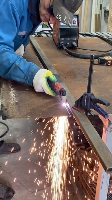 Плазморез резка 2 мм метала смотреть онлайн