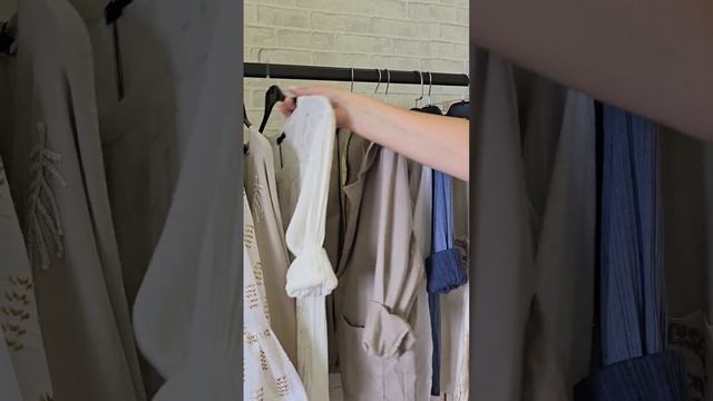 Новое поступление блузок, лёгких курток , брюк , костюм смотреть онлайн