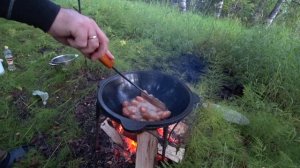 Живём в тайге! Начинаем сенокос. Готовим картошку по деревенски в казане на костре! Рыбацкая изба