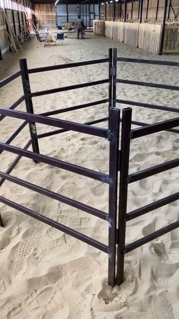 КФХ ВИРОМА, кормушка для рулона сена. смотреть онлайн