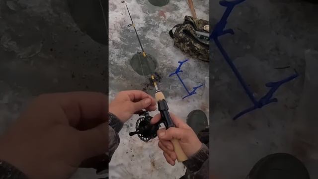 Щука не смотрит дорогая у тебя удочка или нет... смотреть онлайн