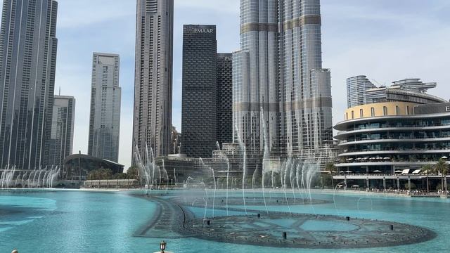 Дубай 🇦🇪 [4К] Бурж-Халифа, Центр Города, пешая прогулка 🔥 смотреть онлайн