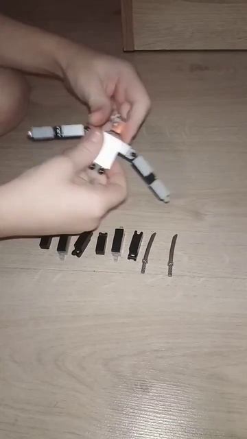 из человека бензопилы делаем титана бензопилу из Лего