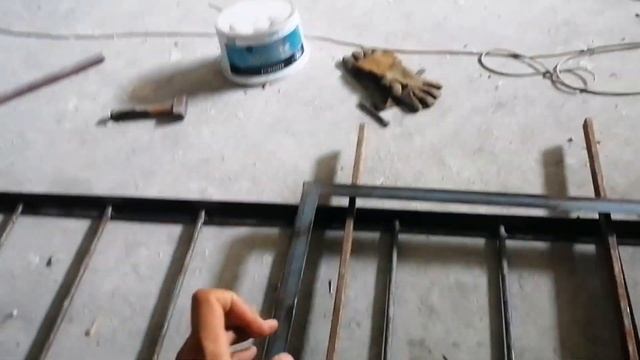 Сборка и сварка вертикальной лестницы #сантимшва #сва? смотреть онлайн