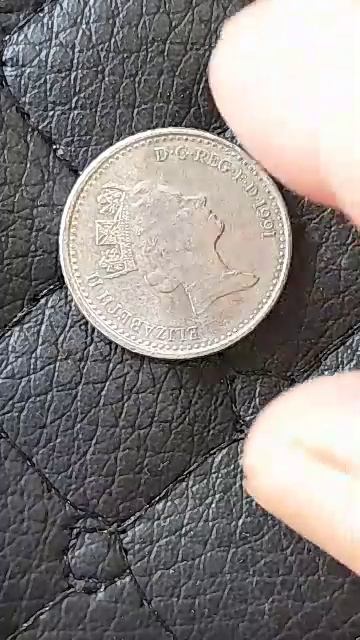 монета 5 пенни 1991 года Англия смотреть онлайн