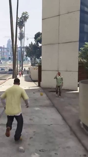 GTA 5: Йоу, девчонка, я видел твой пост на Lifeinvader» смотреть онлайн