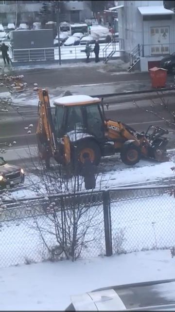 Уборка снега в Москве смотреть онлайн