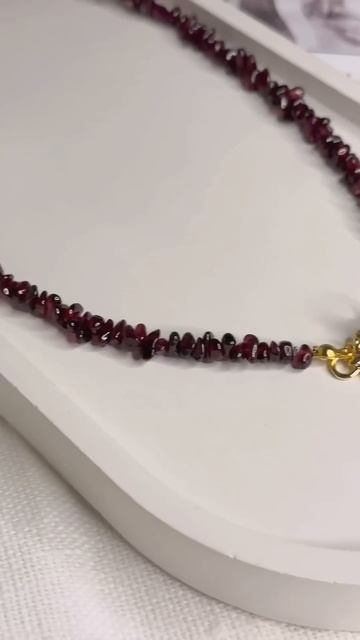 Колье из граната, ручная работа, натуральные камни, чо? смотреть онлайн