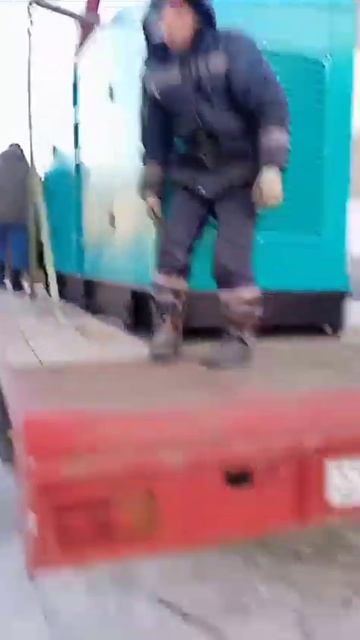 Дизельный генератор GFS 200 2 ОТГРУЗКА смотреть онлайн