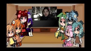 Реакция улыбашек на будущее ну больше на poppy playtime 4