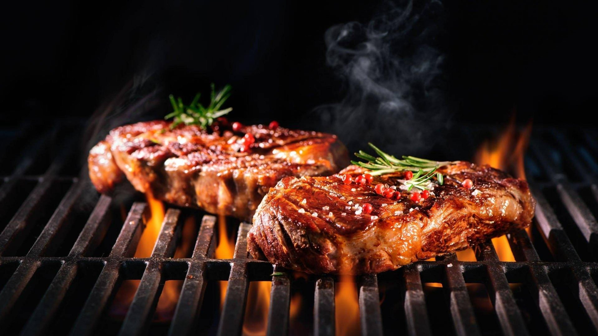 Рибай на гриле.
Парное мясо.