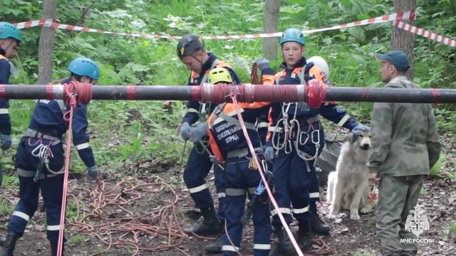 "МАршрут выживания" прошли хабаровские ребята на "Школе безопасности" смотреть онлайн
