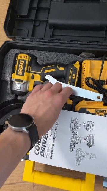 Набор инструментов DeWalt - 9 000р за весь комплект смотреть онлайн