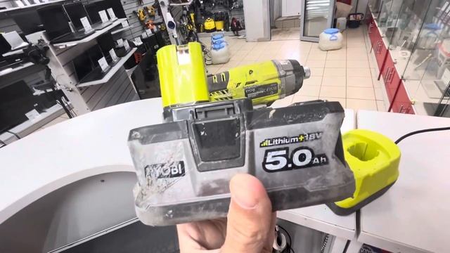 Винтоверт Ryobi смотреть онлайн