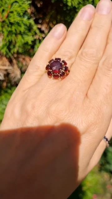 Размер 16.6. Изысканное золотое кольцо с волшебными гра?