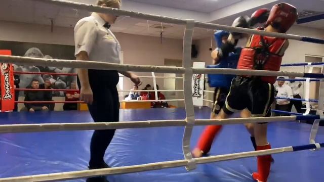 Кравец Дана синий угол Чемпионат Украины муай тай г.Од смотреть онлайн