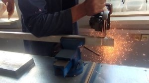 Особенности дешёвой АКБ-болгарки P.I.T. (PWS20H-125A/1)