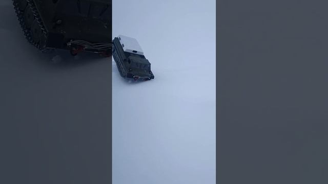 WPL E1 зимние покатушки на металлических траках.