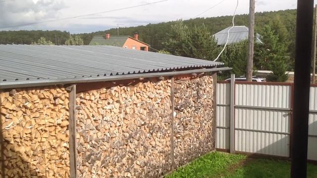 Вид на окрестности с крыльца дома моего.Чудненько... смотреть онлайн