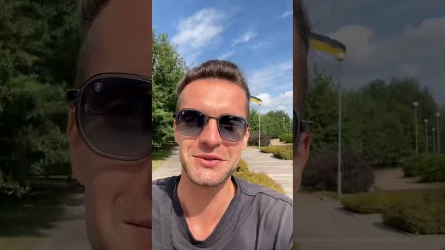 Очень триггерящее название 😆 жизнь какой она есть се? смотреть онлайн