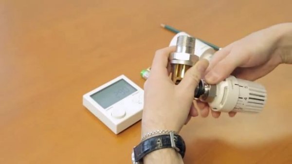 Обзор термостата R-Tronic Oventrop