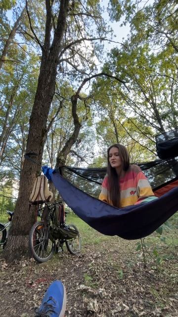 Рассуждения из гамака #camping #велосипед #лето #гамак #rebel смотреть онлайн