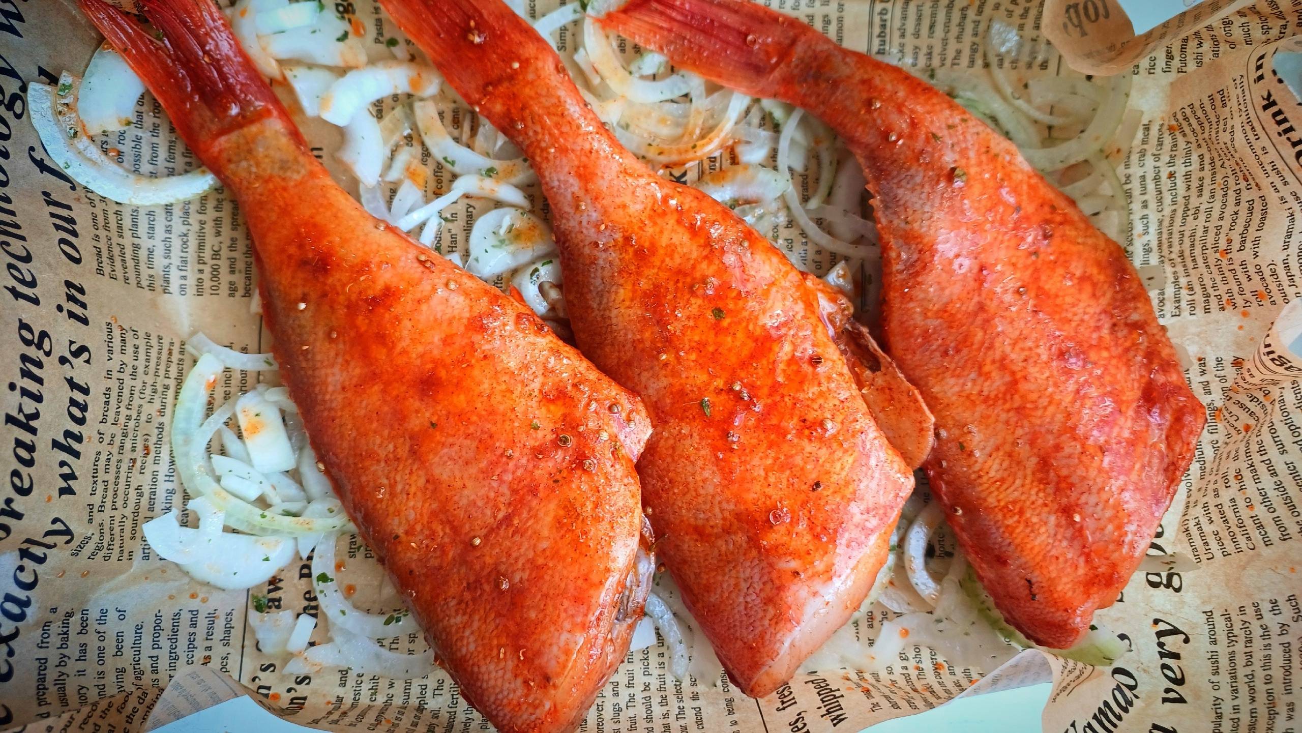 Превосходный морской окунь в пряном маринаде. Гармоничное сочетание специй и сочной, нежной рыбы. смотреть онлайн