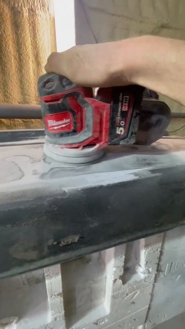 АККУМУЛЯТОРНАЯ ЭКСЦЕНТРИКОВАЯ ШЛИФОВАЛЬНАЯ МАШИНА MIL смотреть онлайн