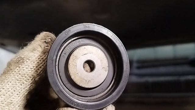 Состояние обводного ролика ГРМ GM 09128738, пробег 49 тыс.